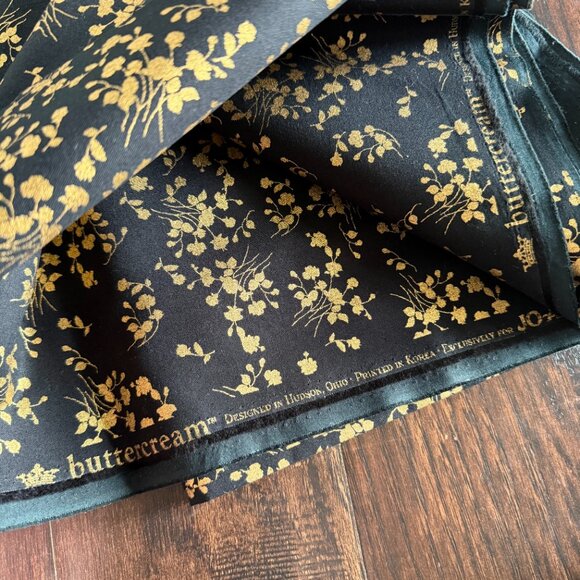🖤 Buttercream Gold Metallic Floral Fabric – 2+ Yards + Coordinating Pieces (Joa - Picture 4 of 4